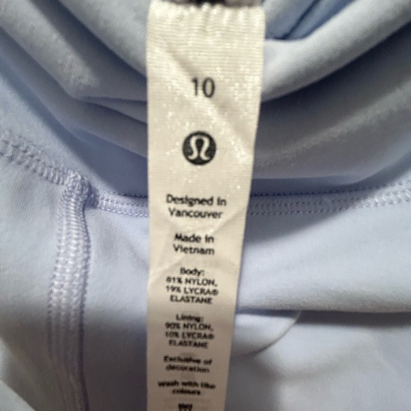 Lululemon yoga pants - Picture 2 of 4